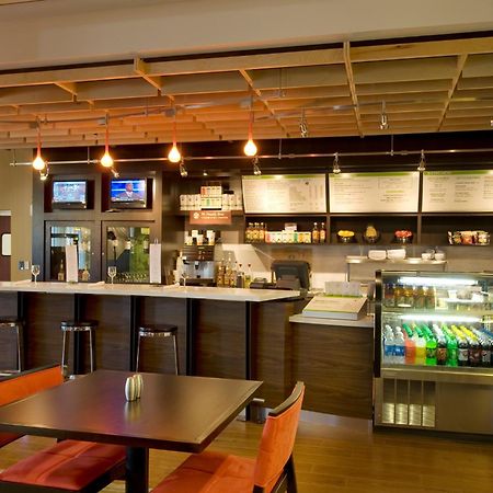 Courtyard By Marriott Atlanta Buford Mall Of Georgia Esterno foto