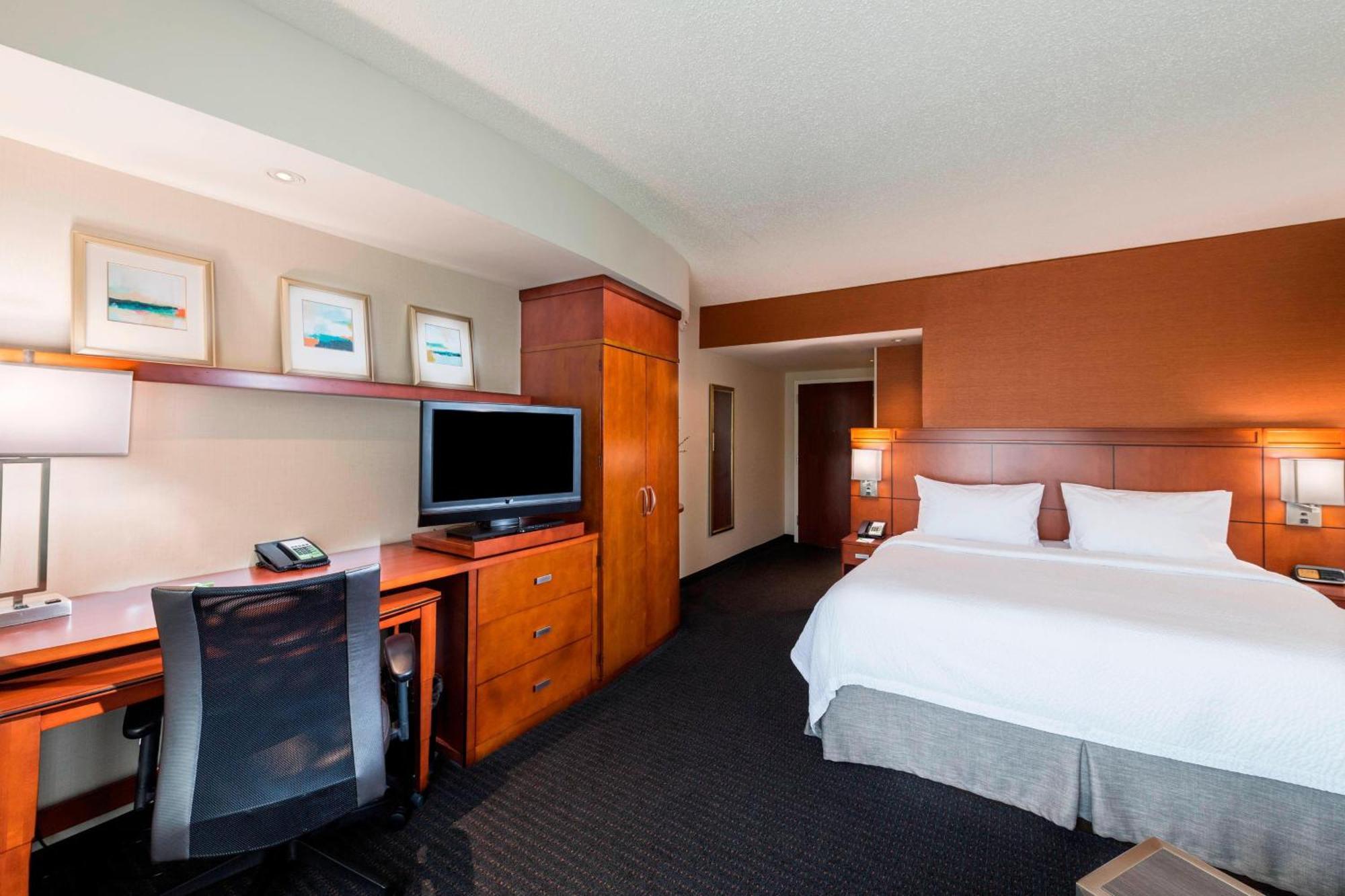 Courtyard By Marriott Atlanta Buford Mall Of Georgia Esterno foto