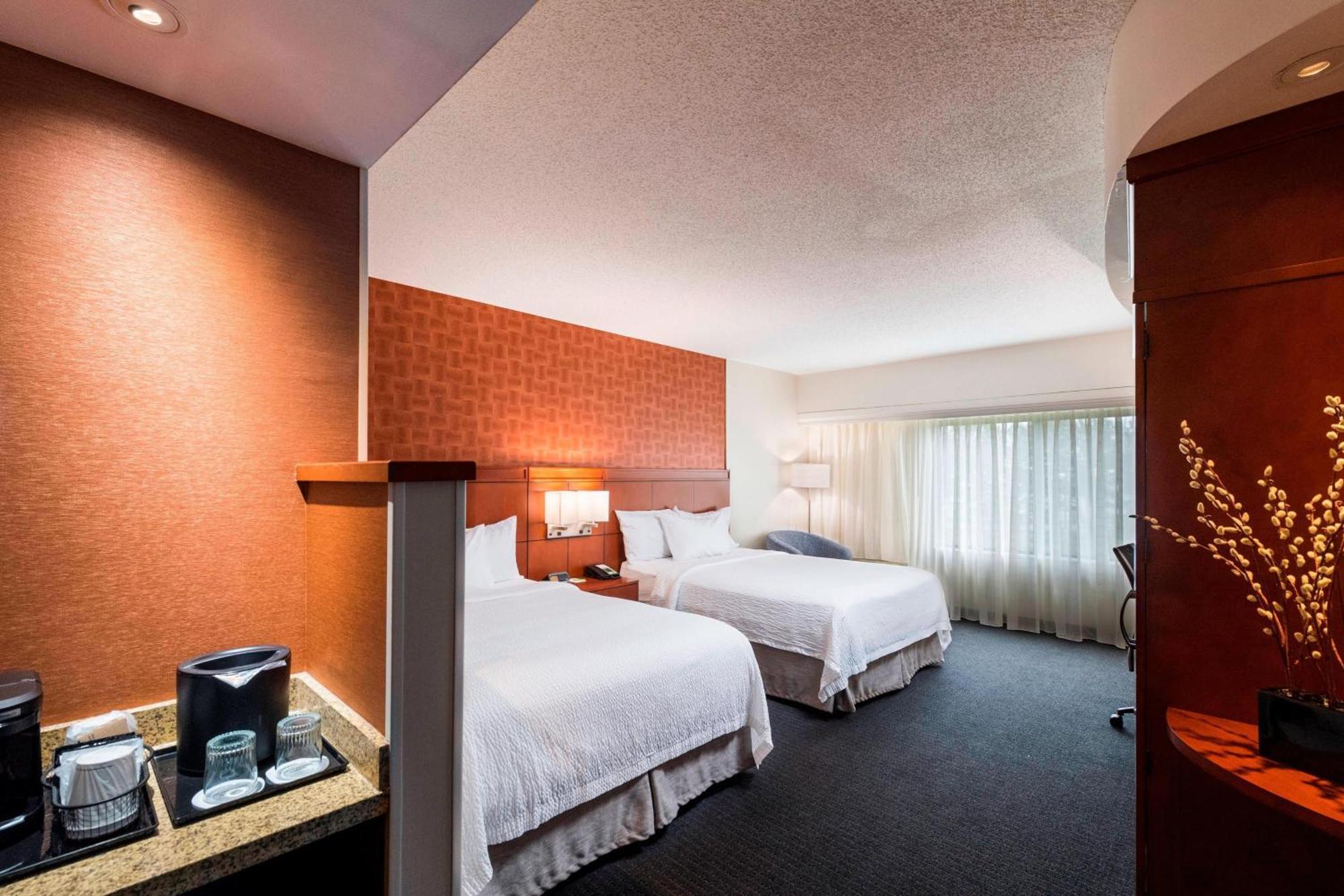 Courtyard By Marriott Atlanta Buford Mall Of Georgia Esterno foto